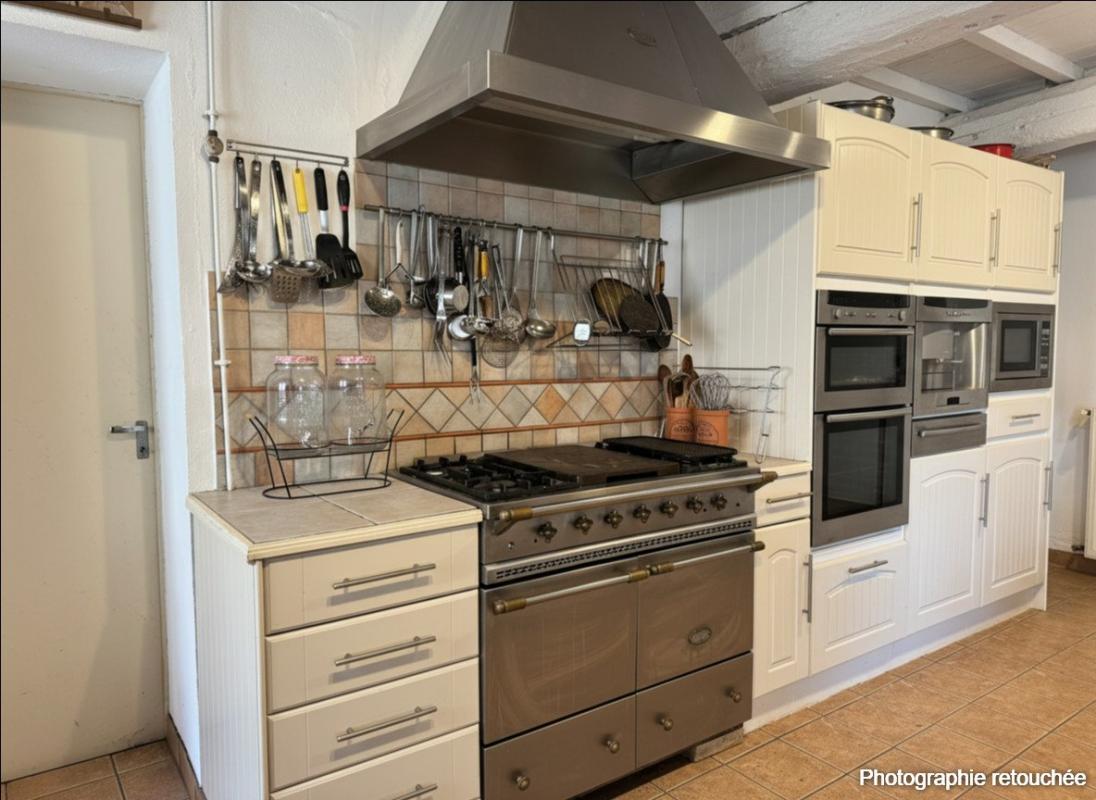 8 bedroom demeure in Moux, Aude, France