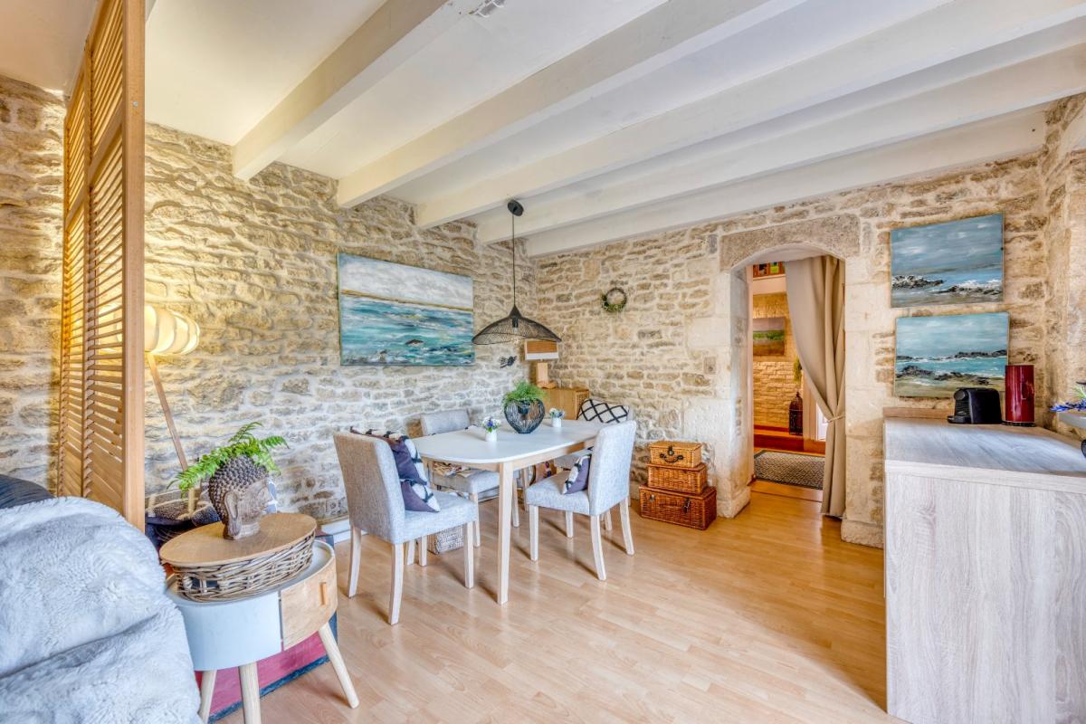 3 bedroom maison in Ruffec, Charente, France – 73B38152C8804506