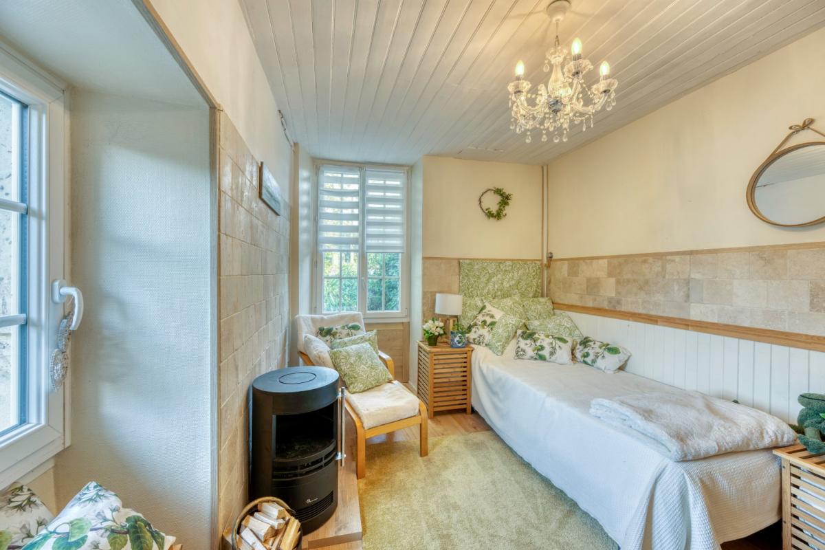 3 bedroom maison in Ruffec, Charente, France – 73B38152C8804506