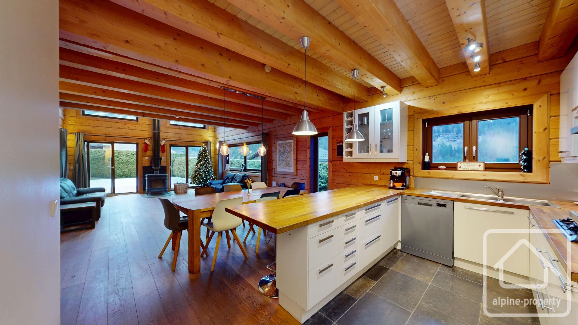 4 En Suite Bedroom Chalet With Garden, Gym & Sauna, Garage, Mountain Views – CHOUCA