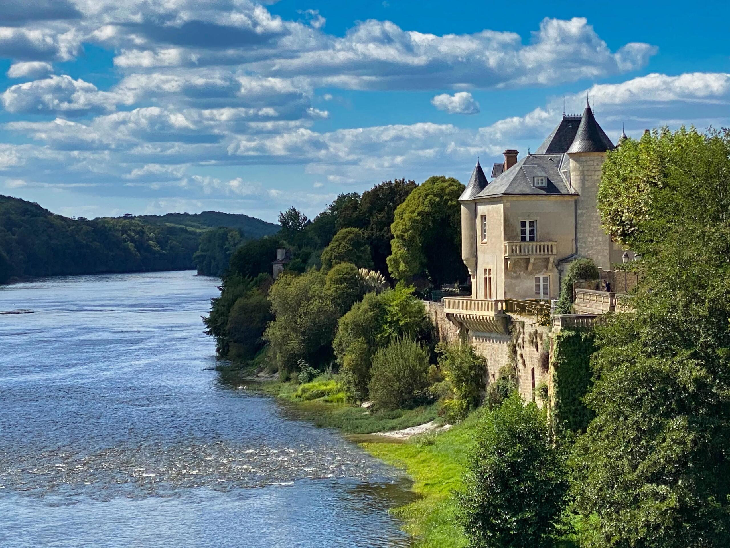 Exquisitely renovated 13th Century chateau with stunning views over the river Dordogne, Aquitaine – France – BVI79255