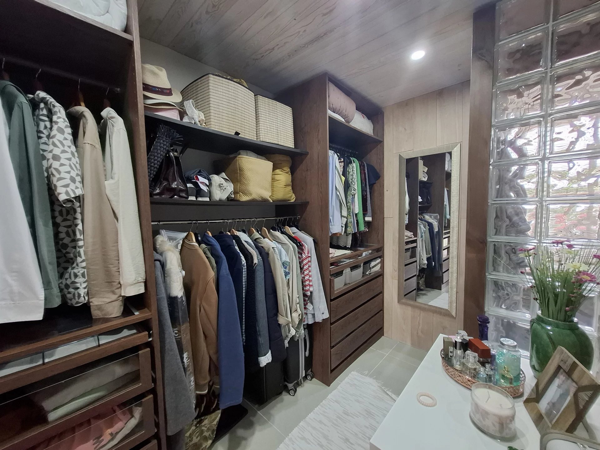 Charming Village Home in Paizay-le-Chapt, Poitou-Charentes – France – BVI81827