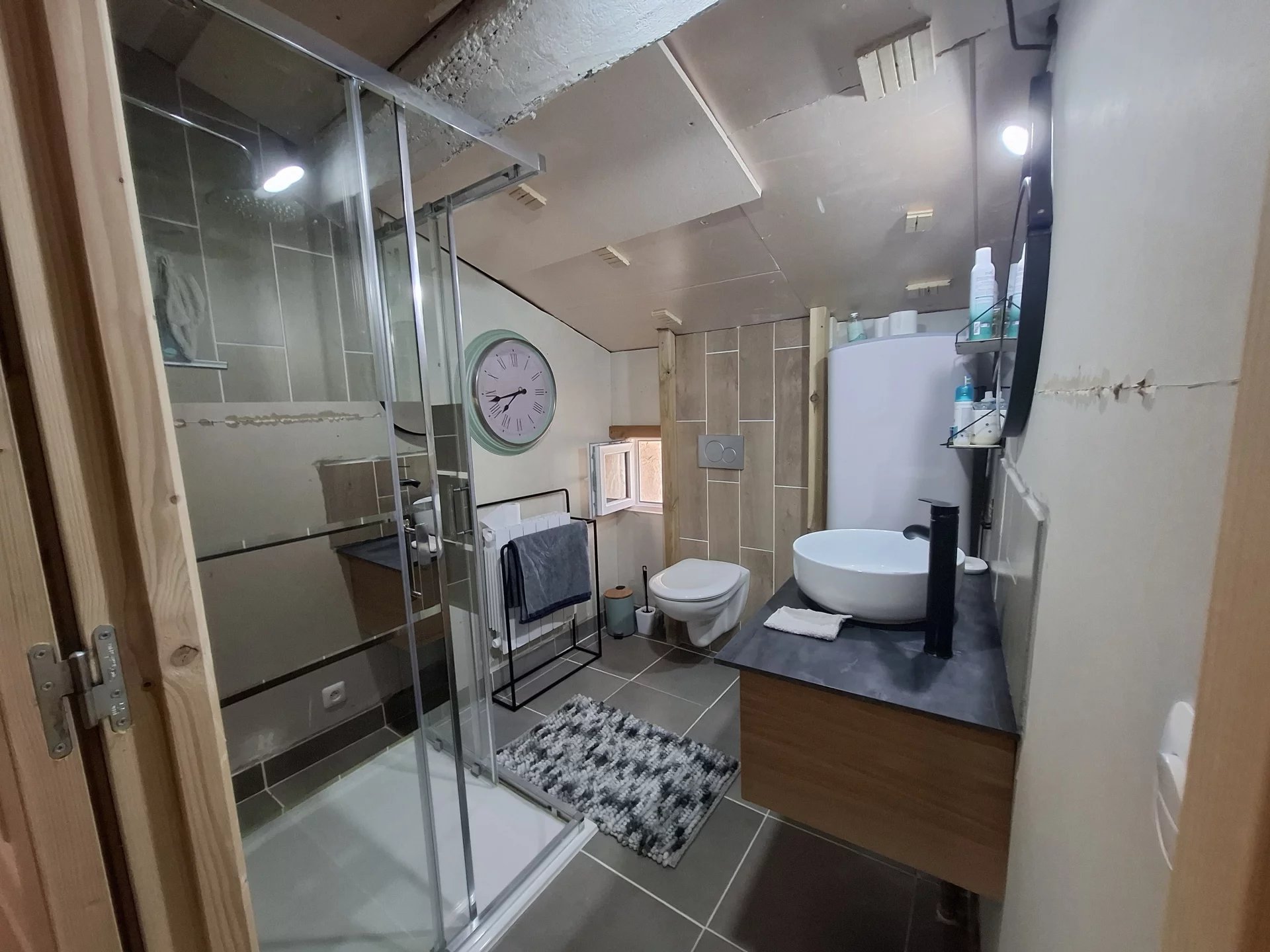 Charming Village Home in Paizay-le-Chapt, Poitou-Charentes – France – BVI81827