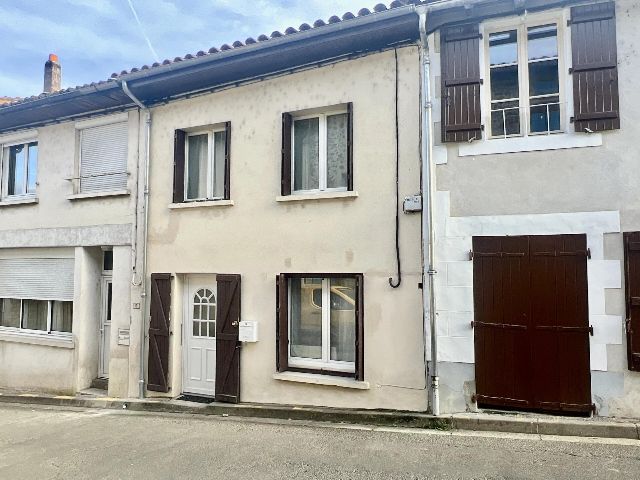 Renovated house in the centre of a lively village, Poitou-Charentes – France – BVI83952