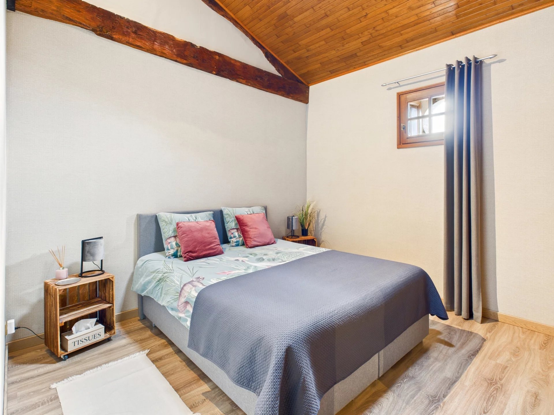 Beautifully renovated ancien relais de poste with adjoining barns and pool, Poitou-Charentes – France – BVI82691