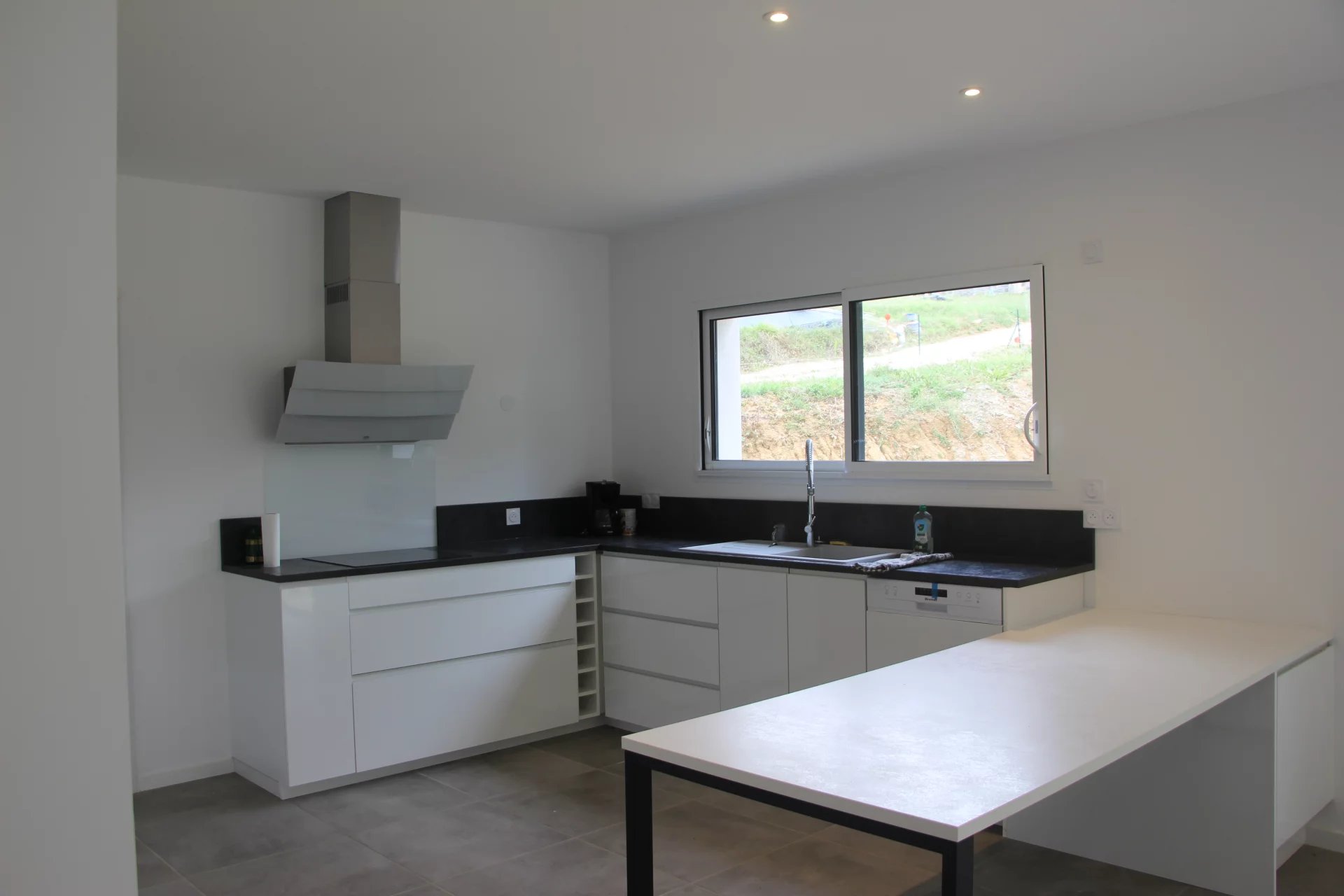 The Perfect Family Home — Modern, Spacious and Ready to Move Into, Midi-Pyrénées – France – BVI81760
