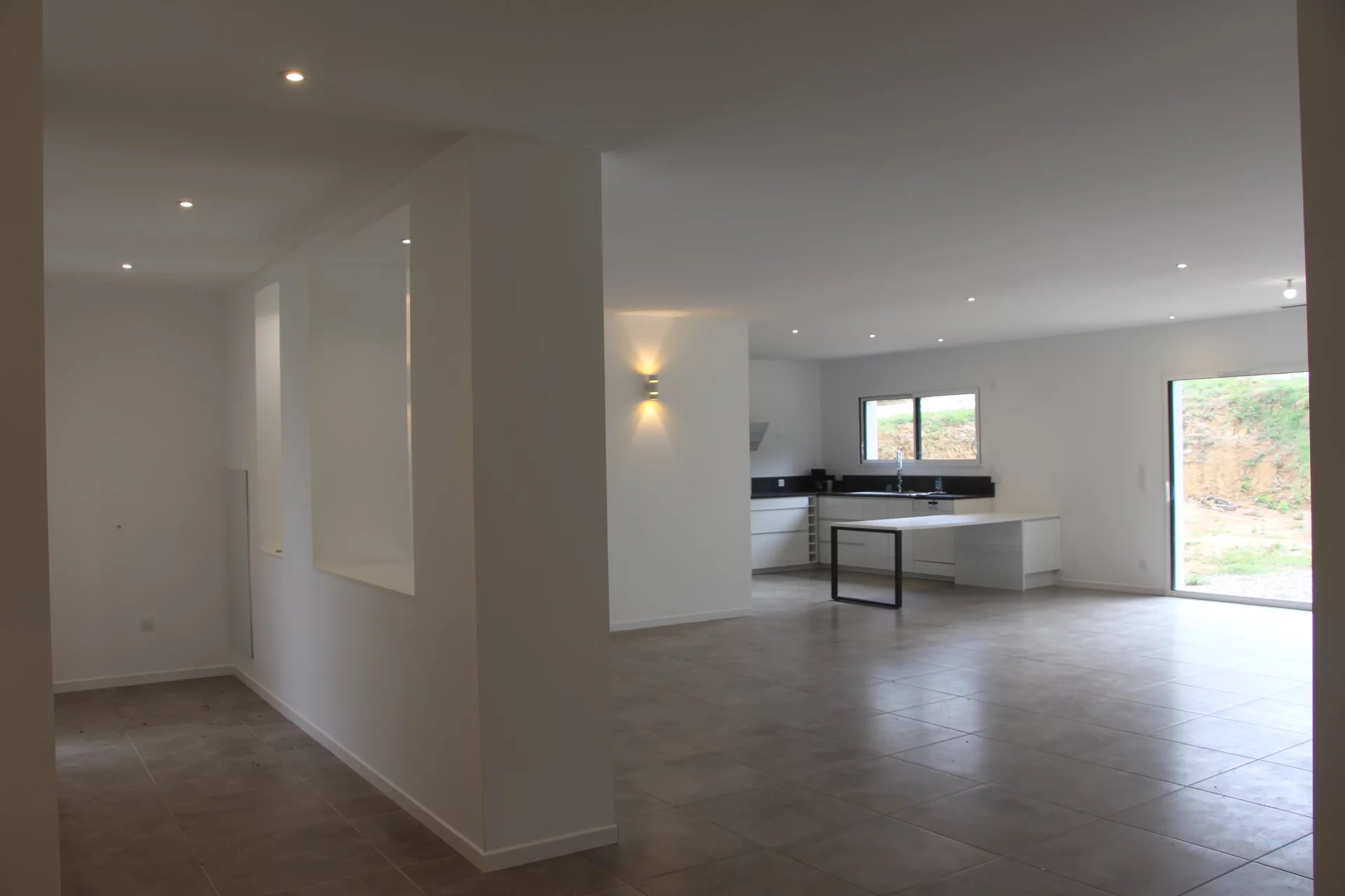 The Perfect Family Home — Modern, Spacious and Ready to Move Into, Midi-Pyrénées – France – BVI81760