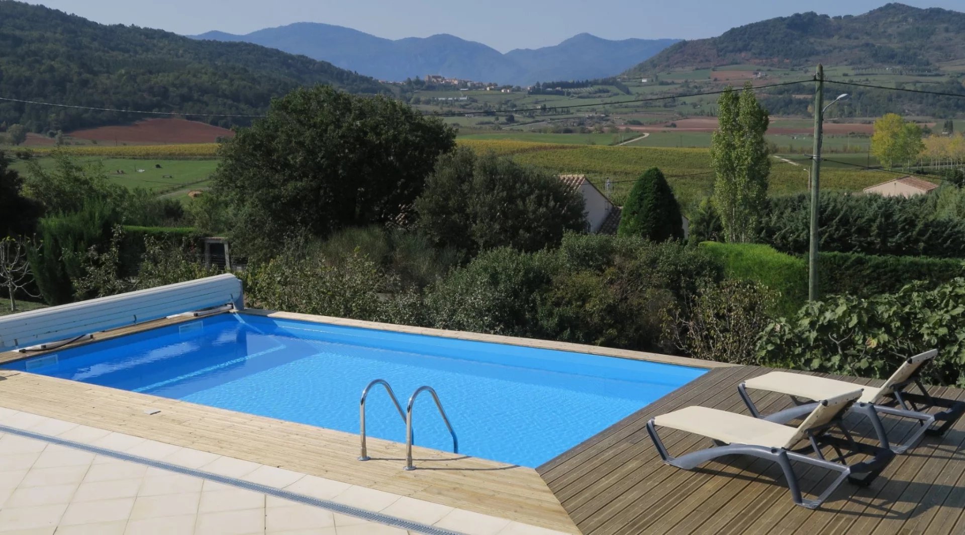Granes: Contemporary single storey villa with the most stunning views, Languedoc-Roussillon – France – BVI81825