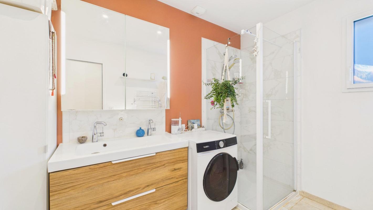 2 bedroom maison in Guiche, Pyrénées-Atlantiques, France