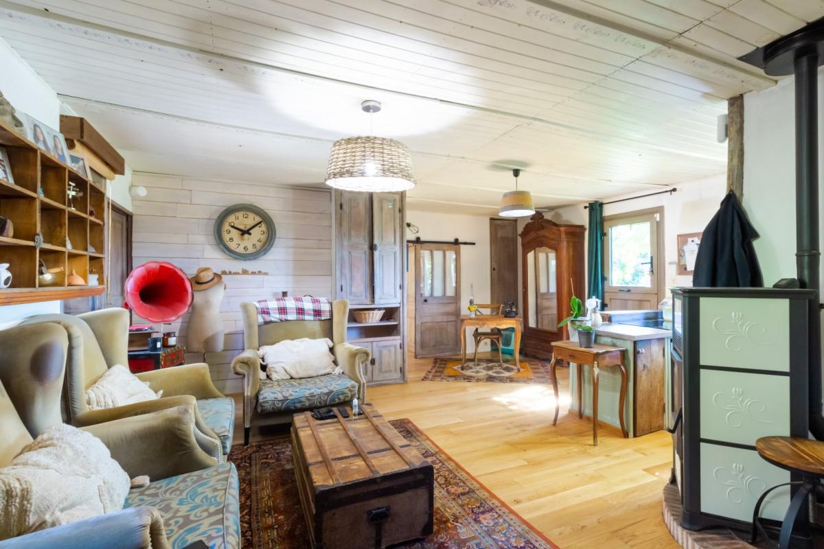 2 bedroom maison in Juillac, Corrèze, France