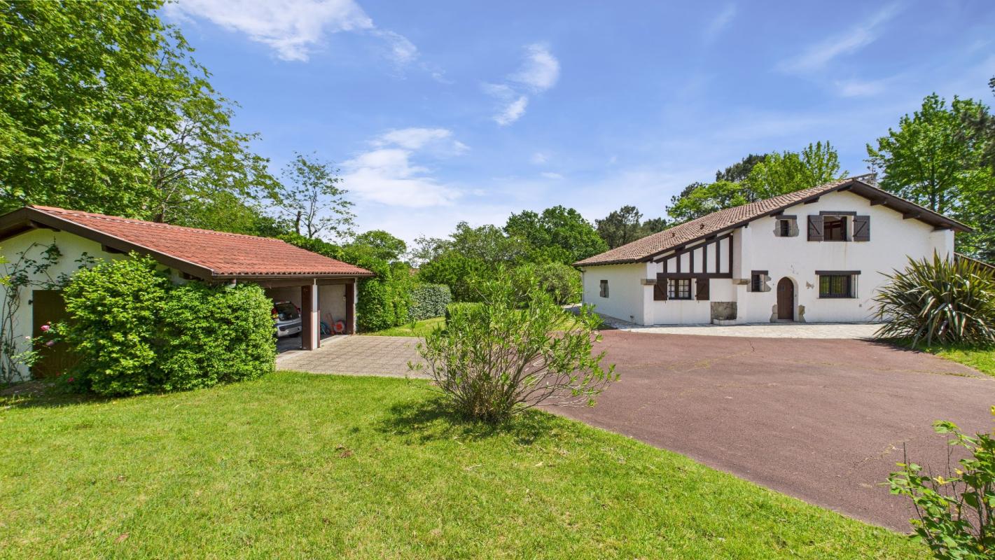 5 bedroom maison in Arbonne, Pyrénées-Atlantiques, France