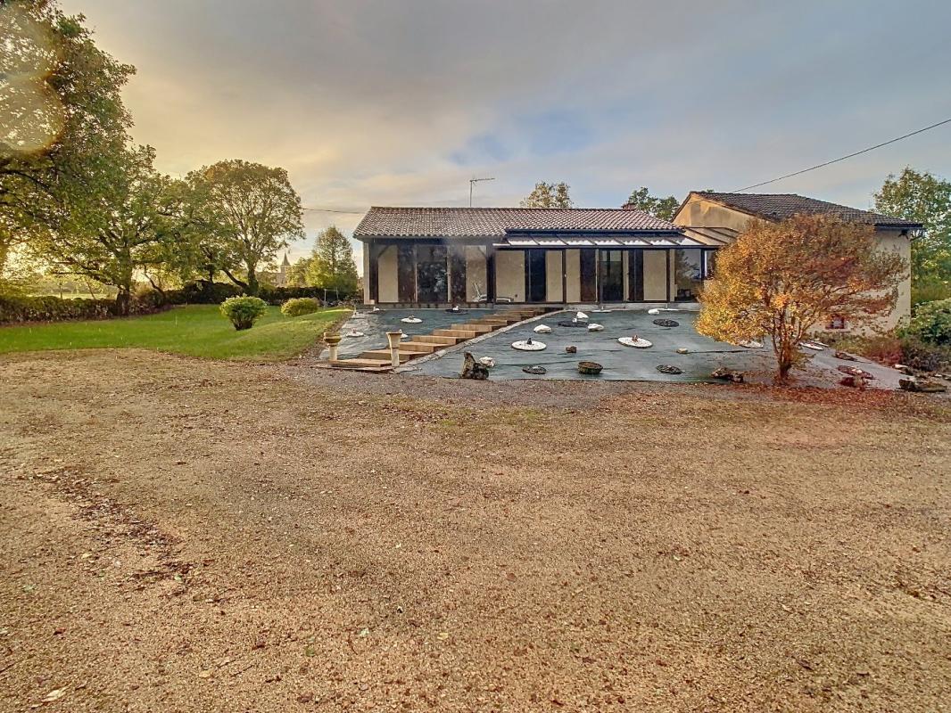 2 bedroom maison in Espedaillac, Lot, France