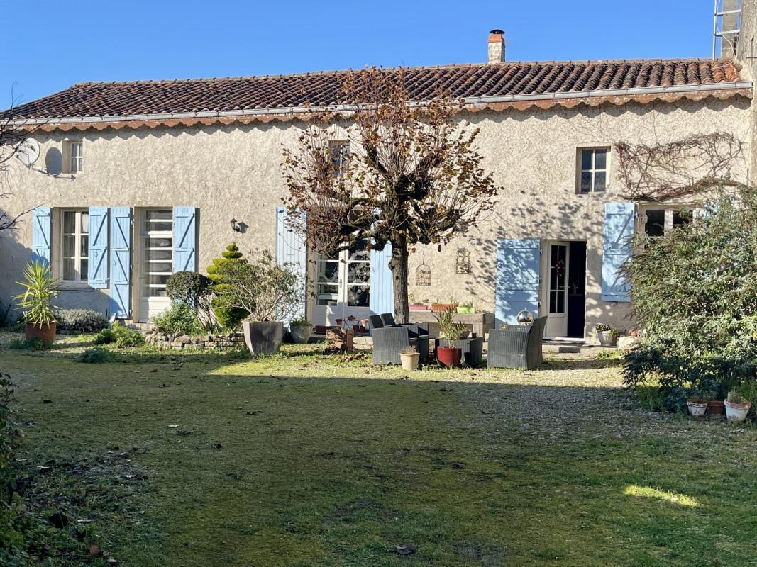 3 bedroom propriete in Les Touches De Perigny, Charente-Maritime, France