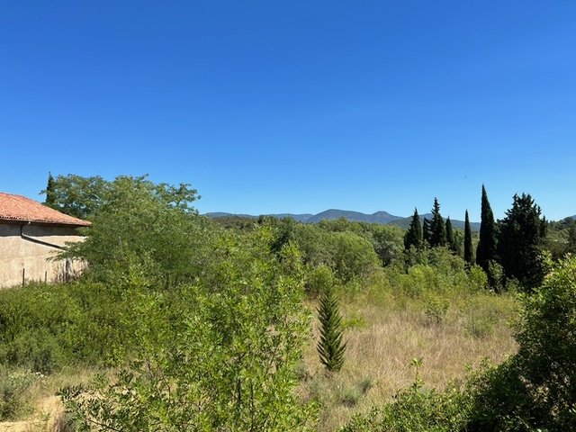 terrain in Prades Sur Vernazobre, Hérault, France