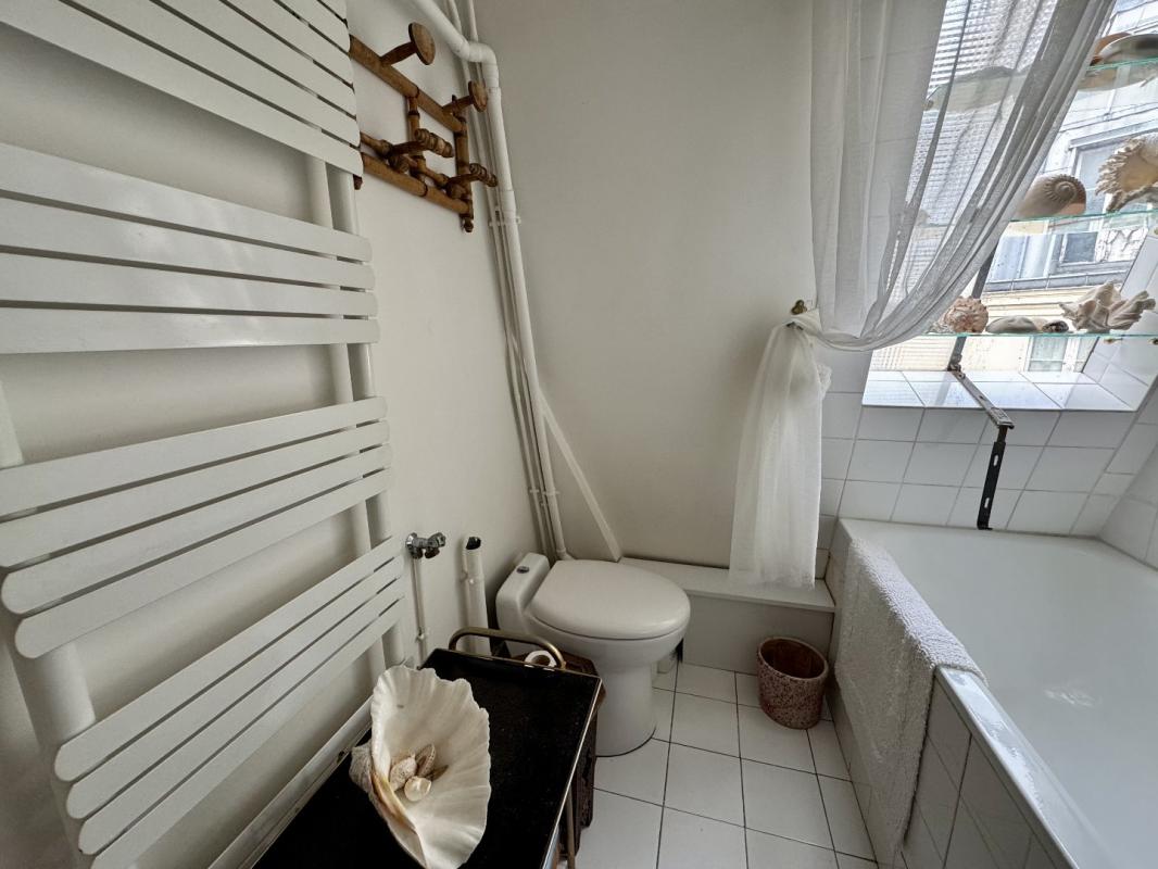 studio in Paris 10eme Arrondissement, Paris, France