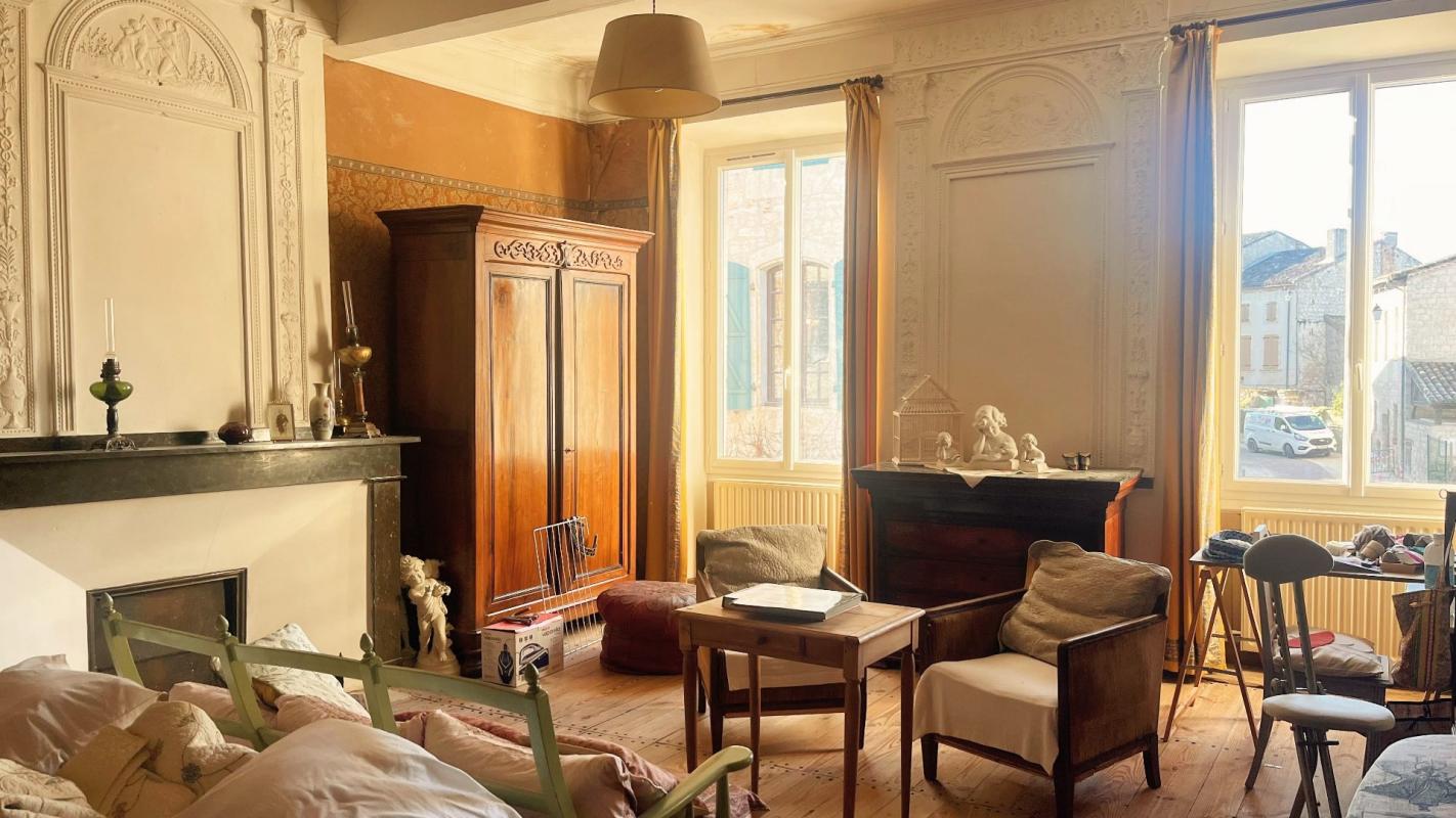 5 bedroom maison de village in Lauzerte, Tarn-et-Garonne, France