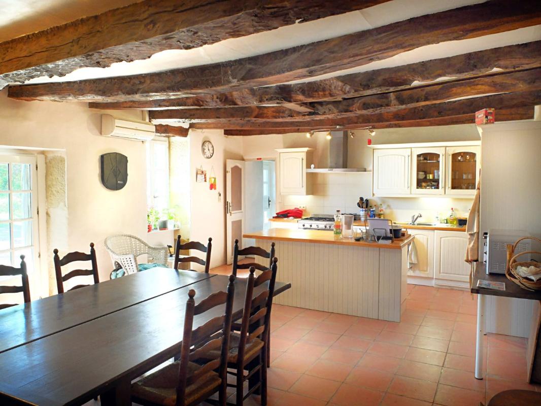 5 bedroom maison en pierres in Caylus, Tarn-et-Garonne, France