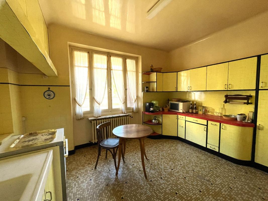 6 bedroom maison de village in Entraygues Sur Truyere, Aveyron, France