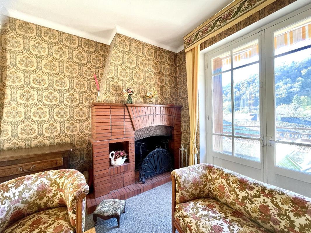 6 bedroom maison de village in Entraygues Sur Truyere, Aveyron, France