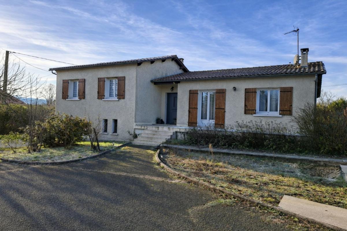 3 bedroom maison in Bassilac, Dordogne, France