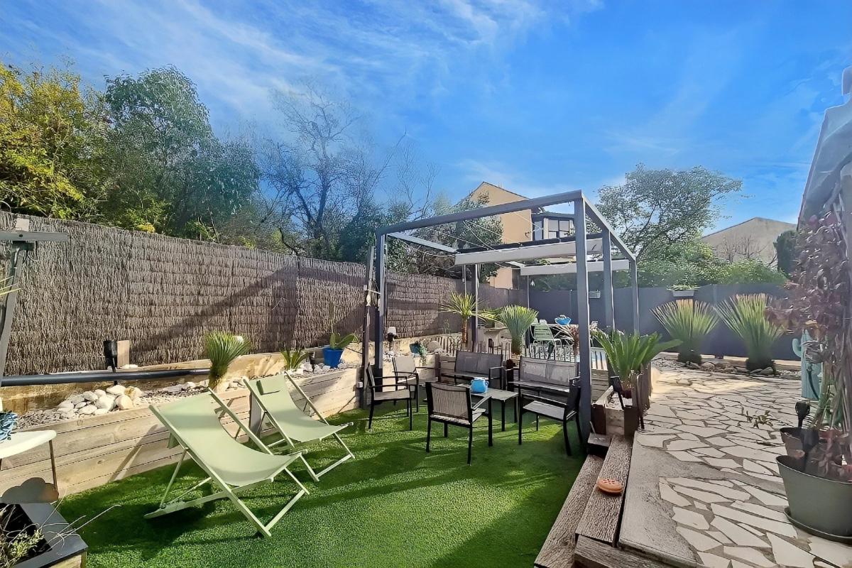 2 bedroom maison de ville in Beziers, Hérault, France