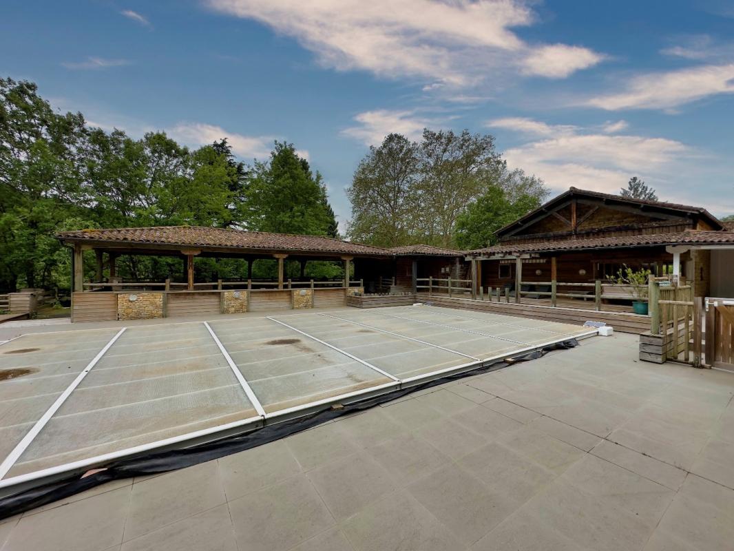 38 bedroom demeure in Sarlat La Caneda, Dordogne, France