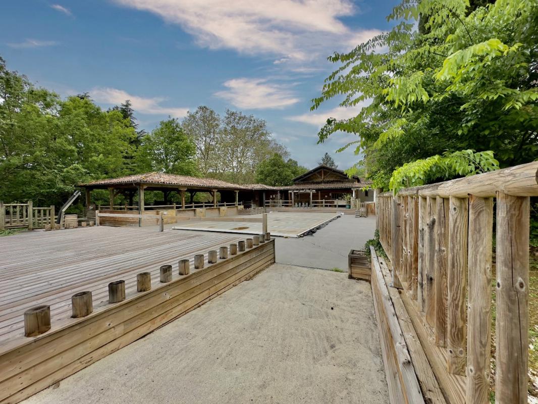 38 bedroom demeure in Sarlat La Caneda, Dordogne, France