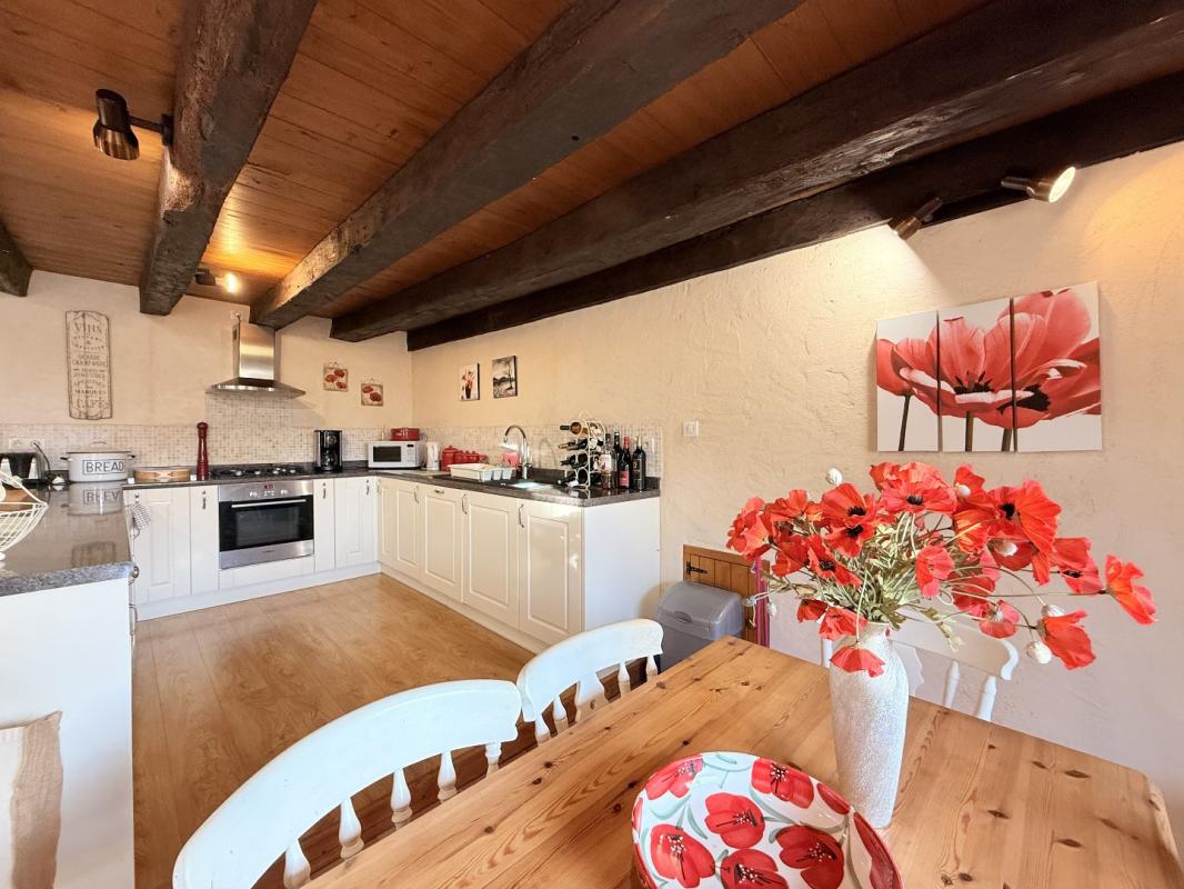 4 bedroom maison in Grassac, Charente, France