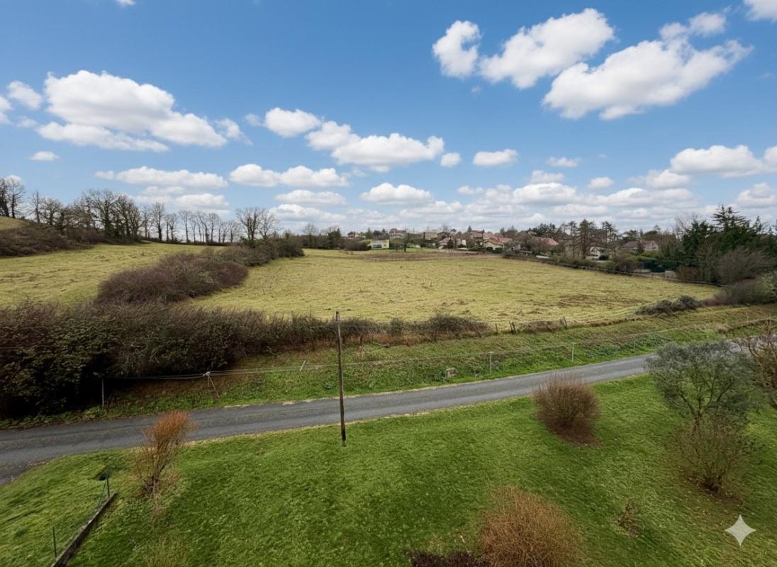 2 bedroom t5 in Figeac, Lot, France