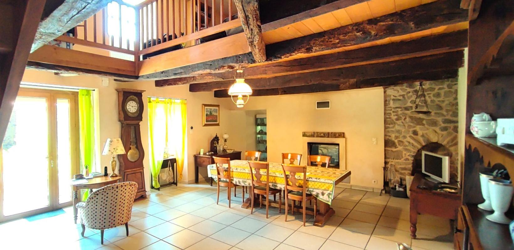 3 bedroom corps de ferme in Montbazens, Aveyron, France