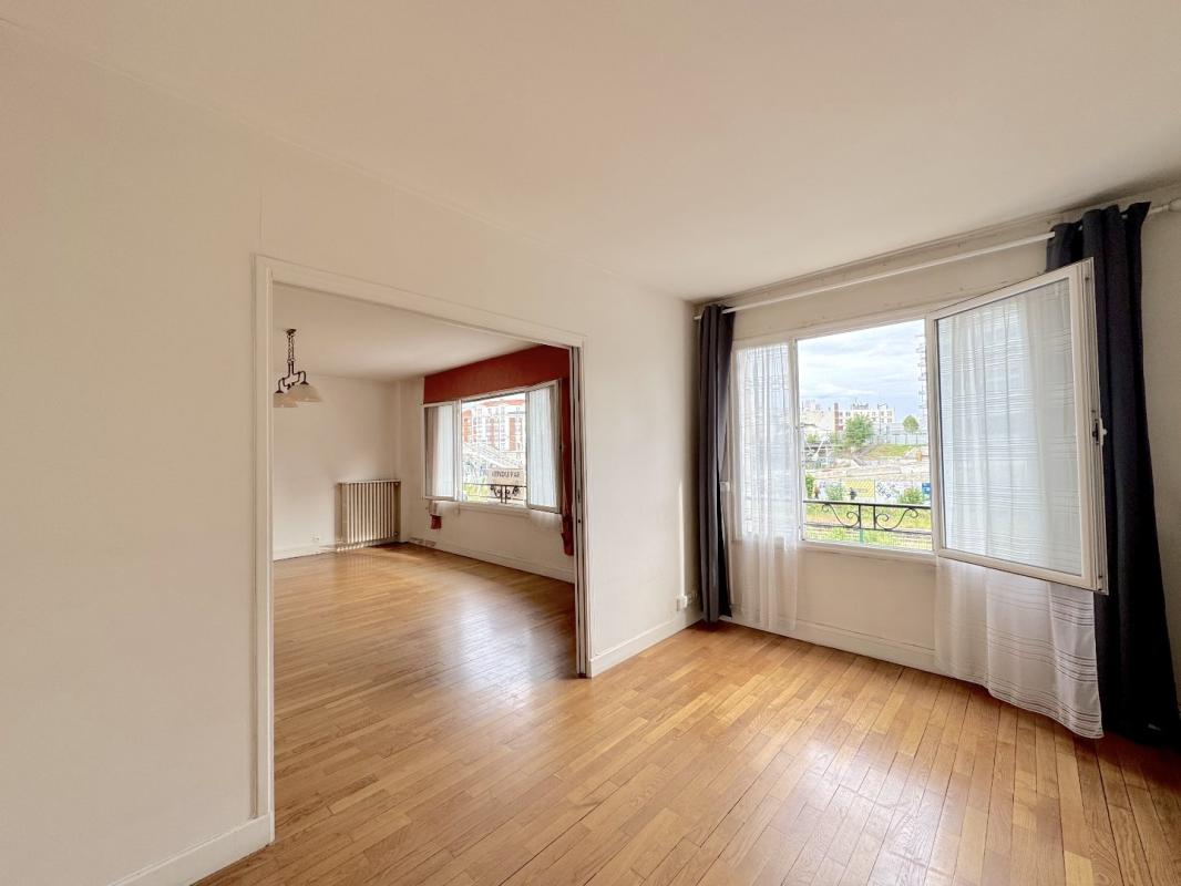 2 bedroom t4 in Asnieres Sur Seine, Hauts-de-Seine, France