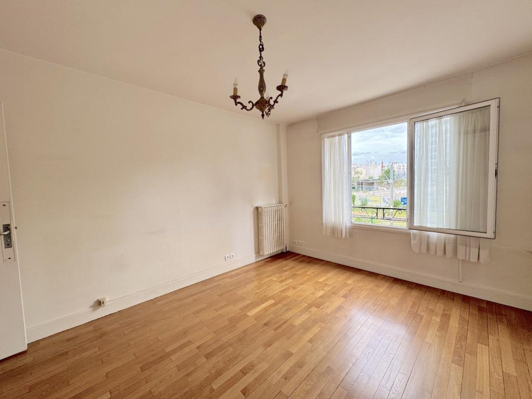 2 bedroom t4 in Asnieres Sur Seine, Hauts-de-Seine, France