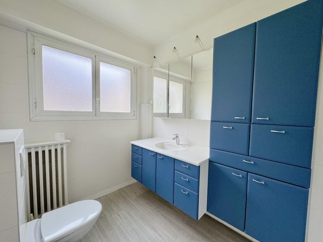2 bedroom t4 in Asnieres Sur Seine, Hauts-de-Seine, France