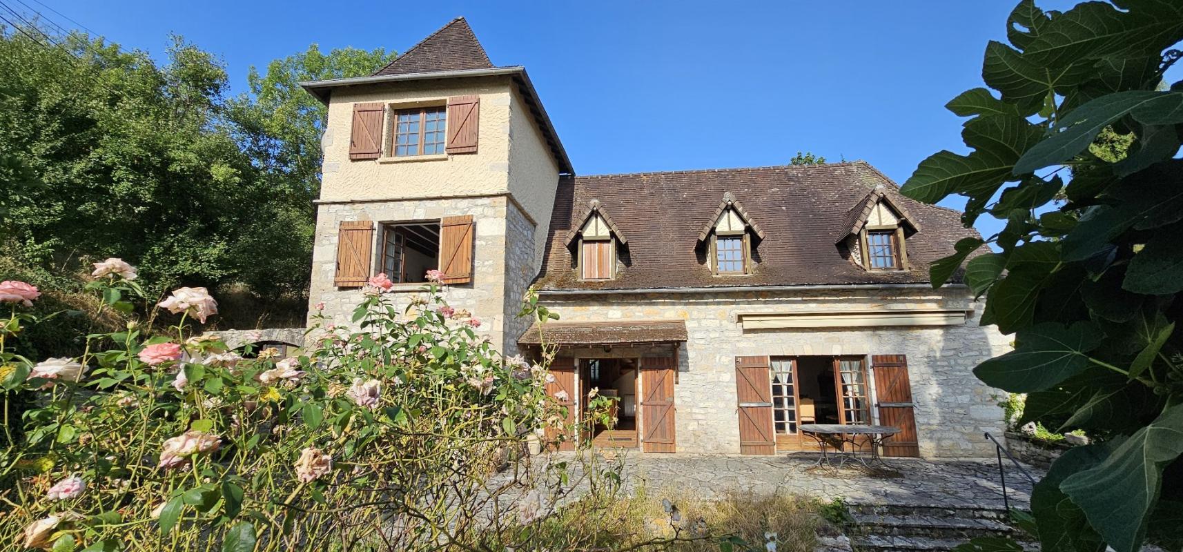 3 bedroom maison en pierres in Saujac, Aveyron, France