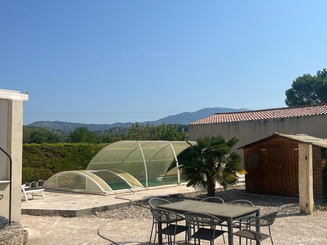 5 bedroom maison de campagne in Modene, Vaucluse, France