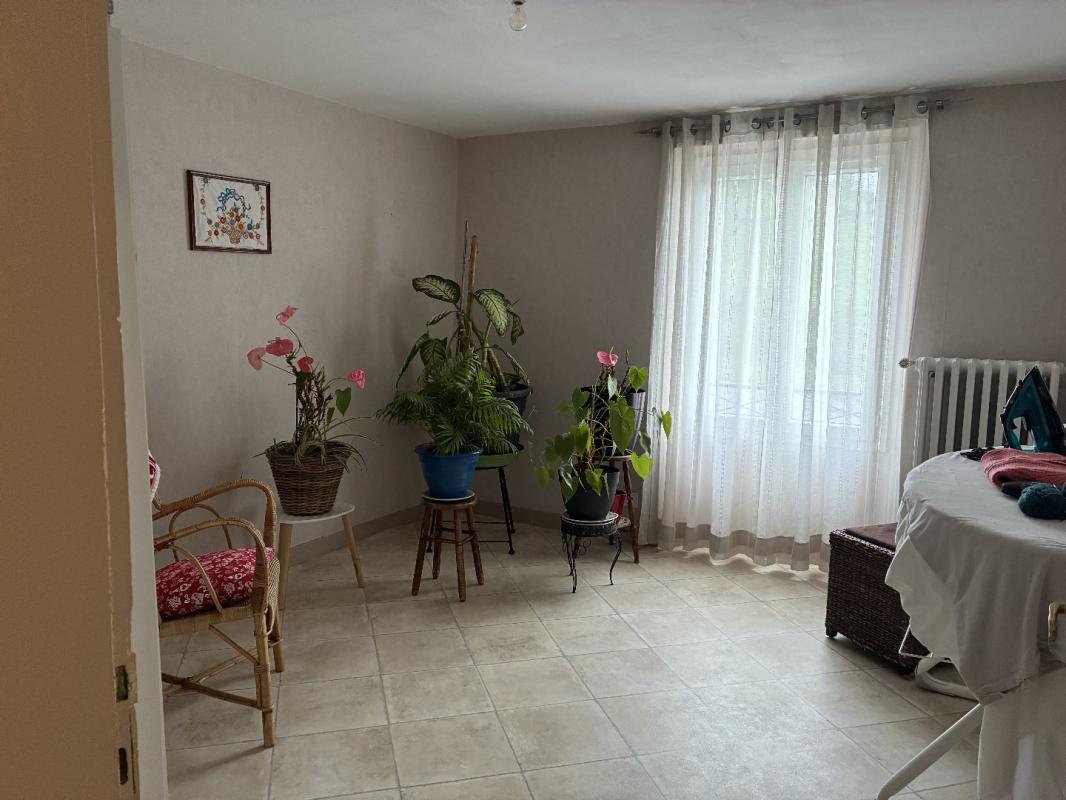 6 bedroom demeure in Montredon, Lot, France