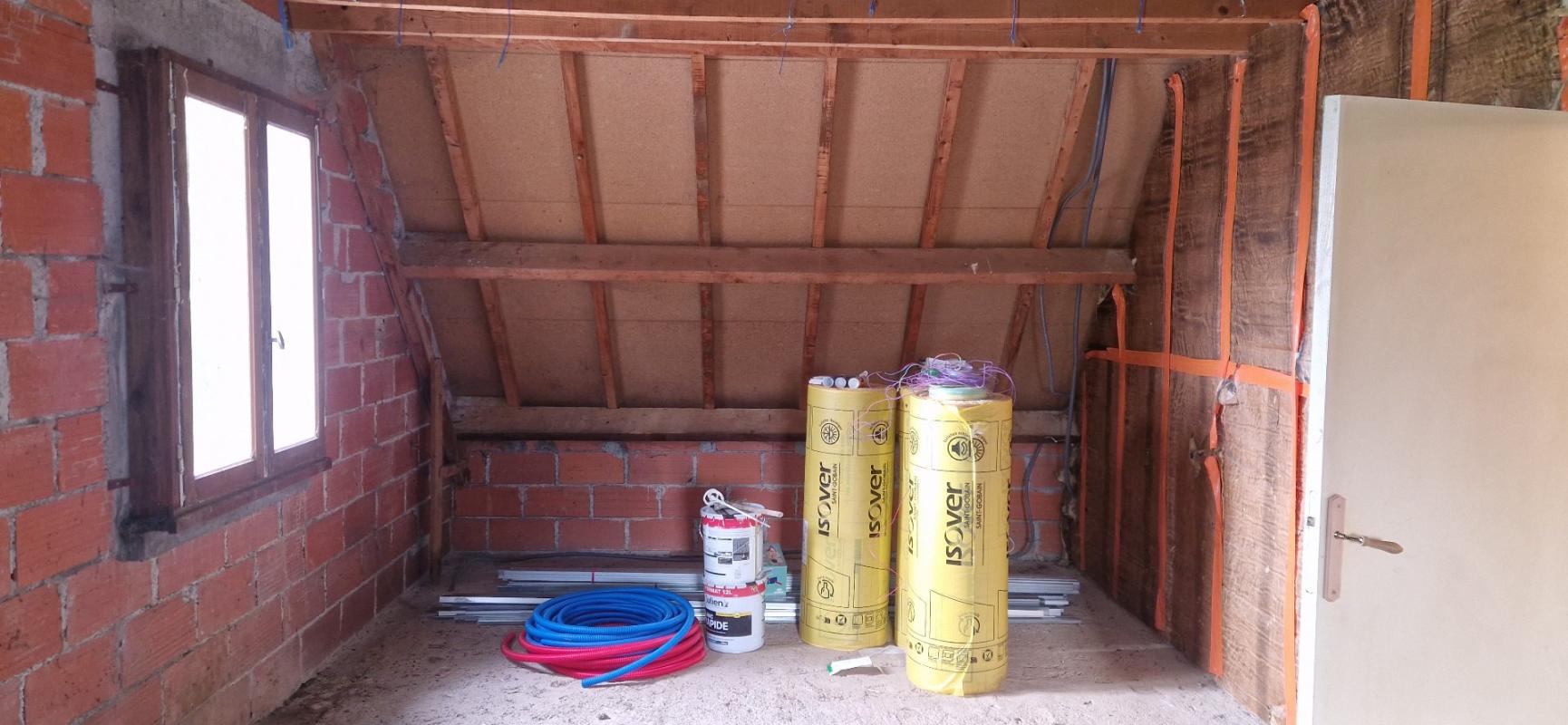 3 bedroom maison in Besse, Cantal, France