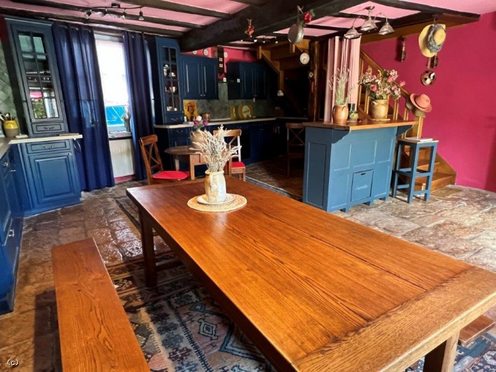 3 bedroom House in Mansle, France – r7411