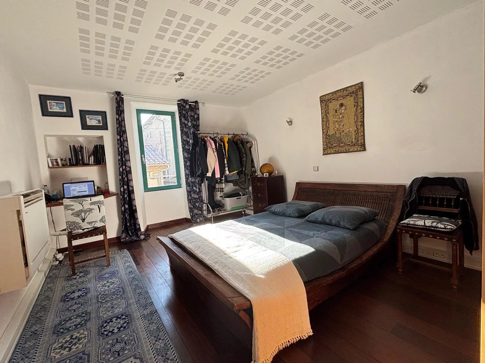 Stunning loft-style house in vibrant village, Aquitaine – France – BVI84008