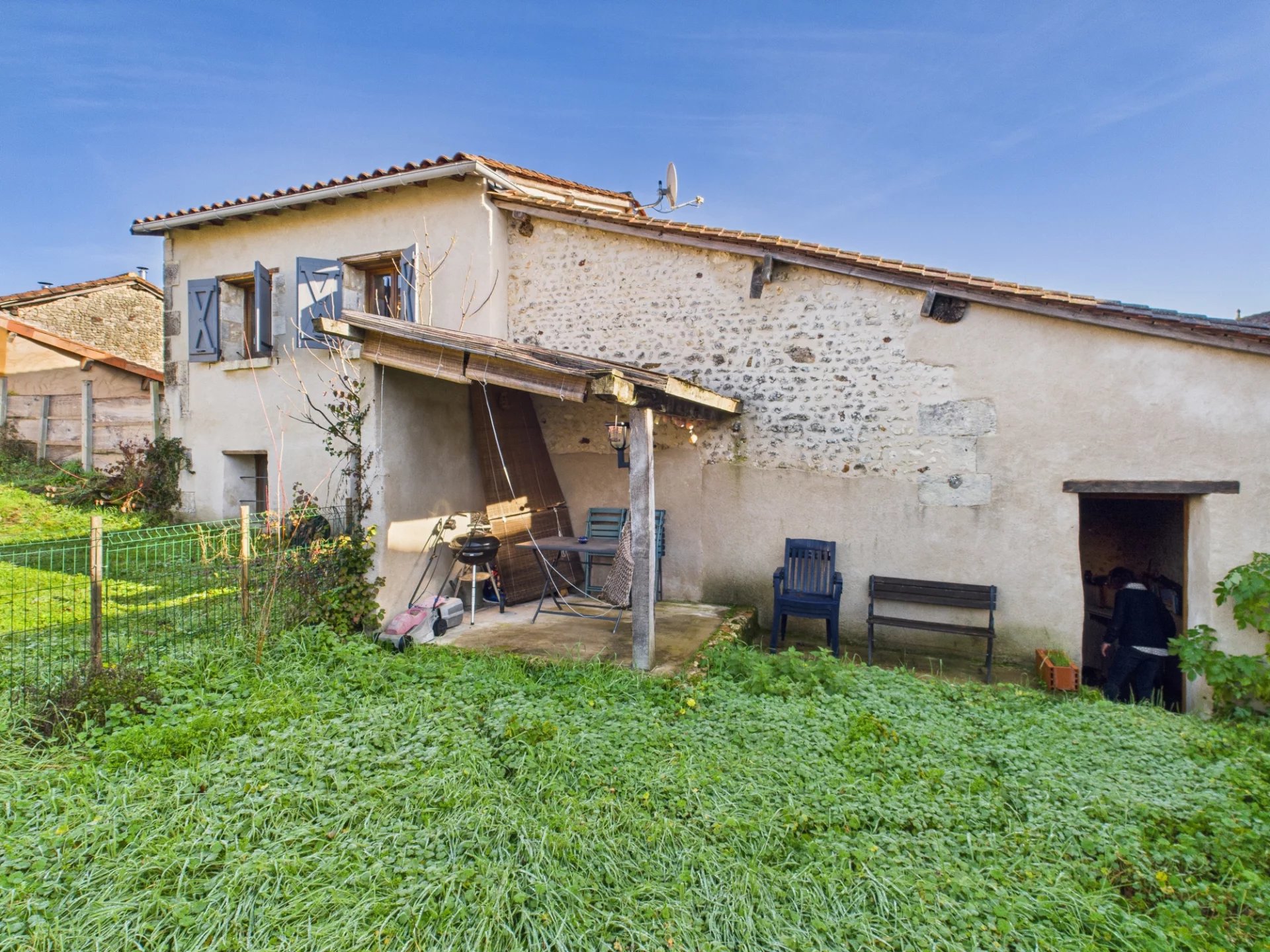 Perfect pied-à-terre, Poitou-Charentes – France – BVI83859