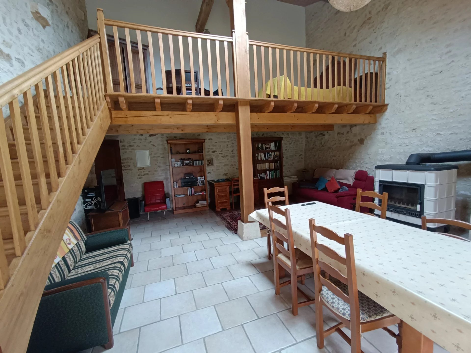 Stone house with annex, garden and wooded plots, Poitou-Charentes – France – BVI82737