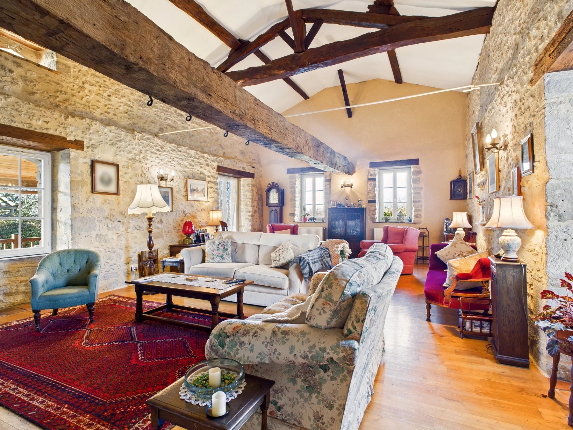 Fabulous Farmhouse with Pool and Outbuildings Offering Potential, Aquitaine – France – BVI82592