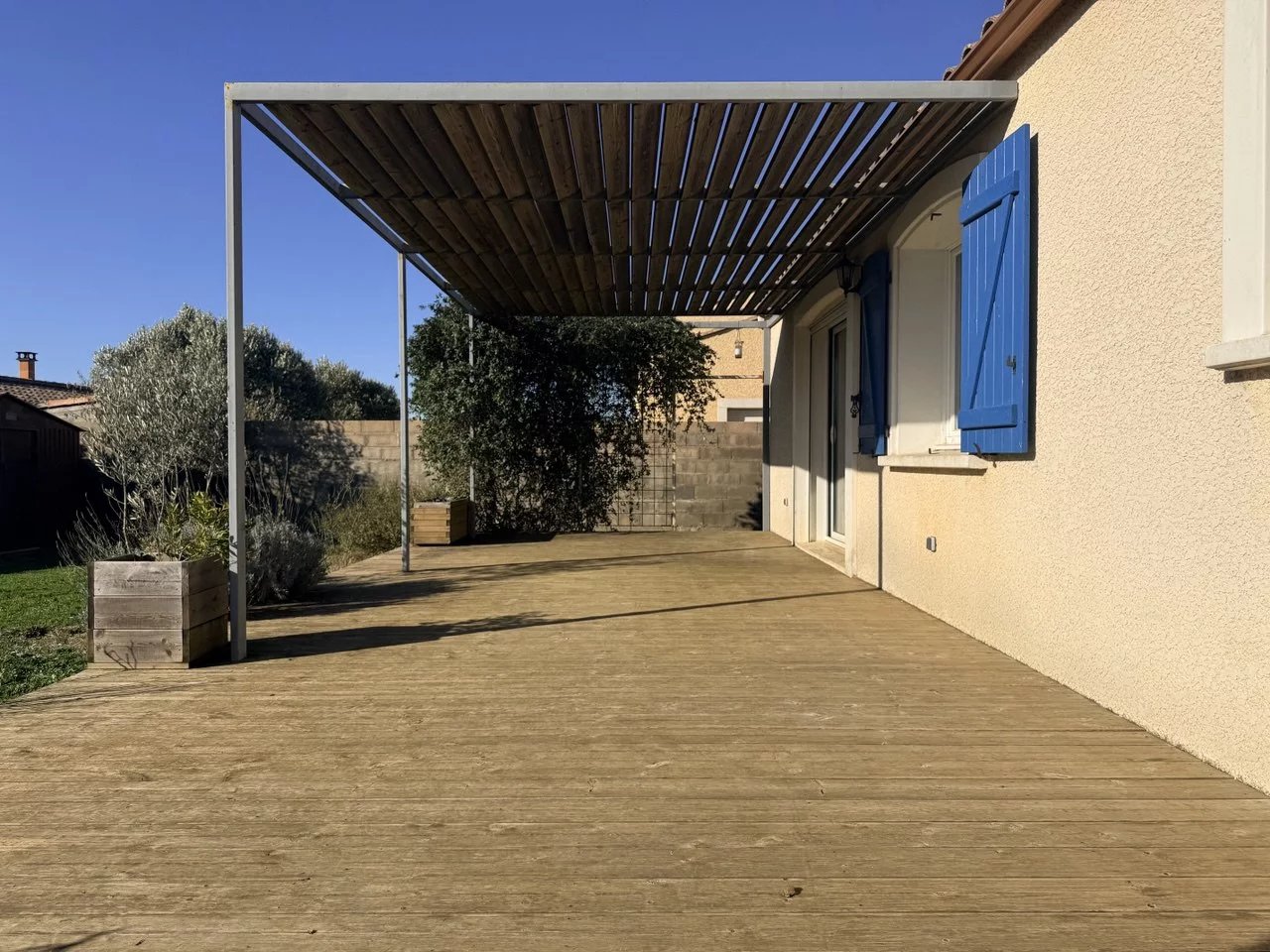 Single-story house with garage and land – near Carcassonne – perfect for holidays or main residence, Languedoc-Roussillon – France – BVI83965