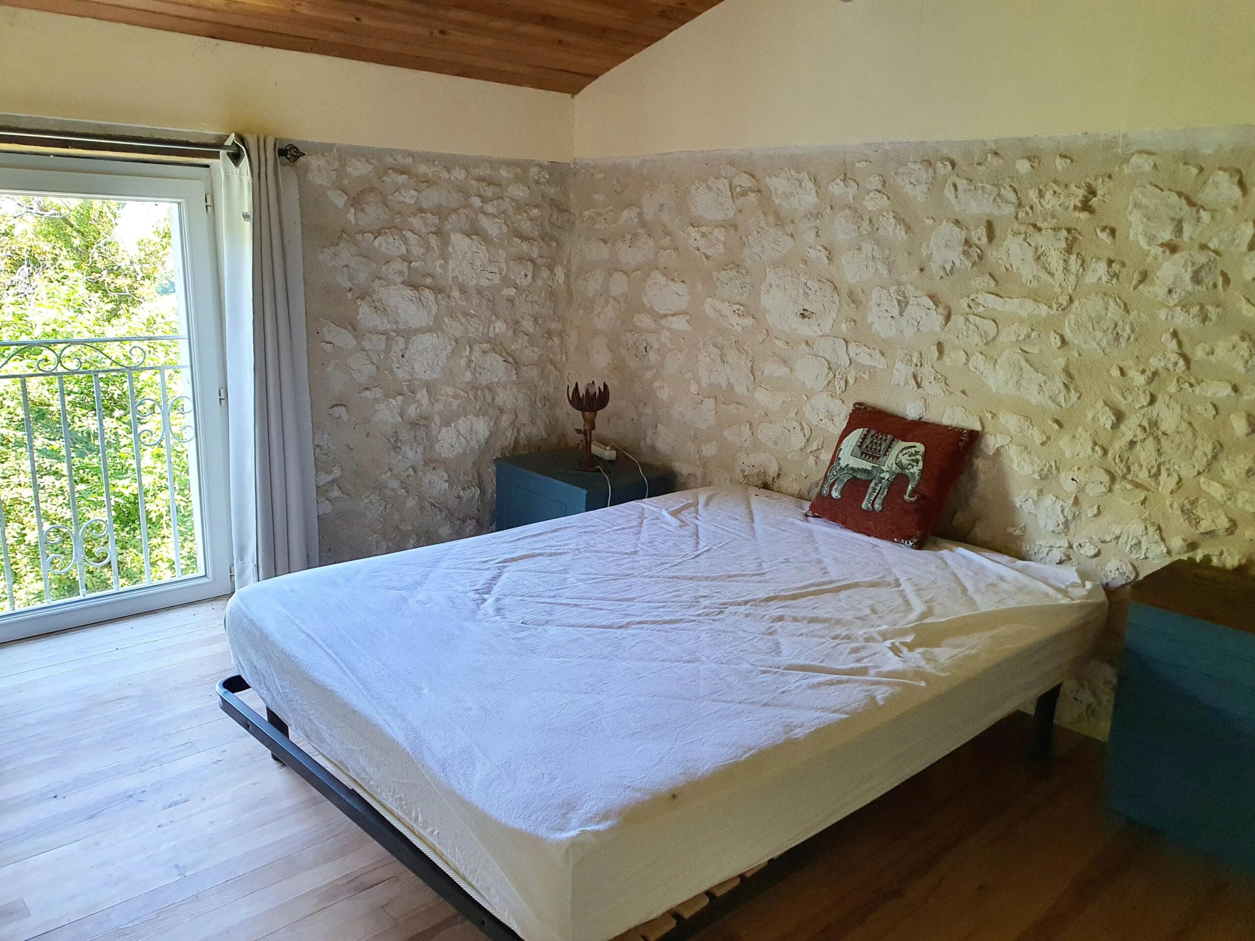 Main house, guest house and 4.2ha of land – ideal for equestrian use, Aquitaine – France – BVI80859