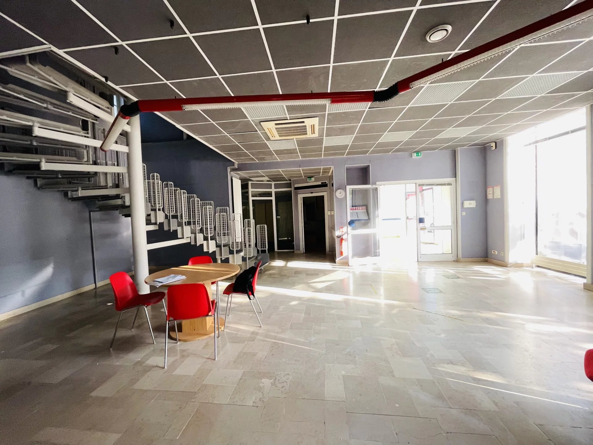 Town house with Commerical Premises, Poitou-Charentes – France – BVI76958