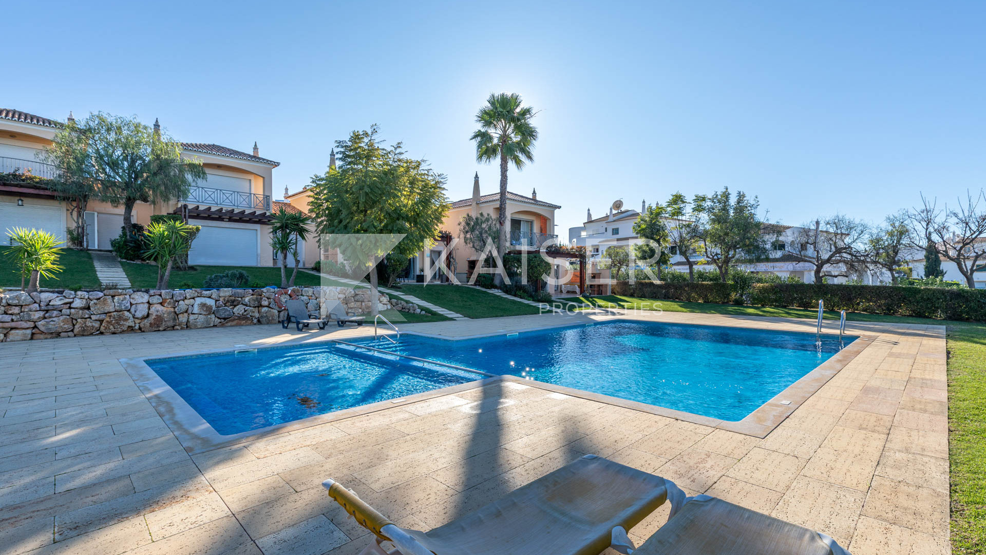 2 bedroom Townhouse house in Albufeira, Portugal – KP1320