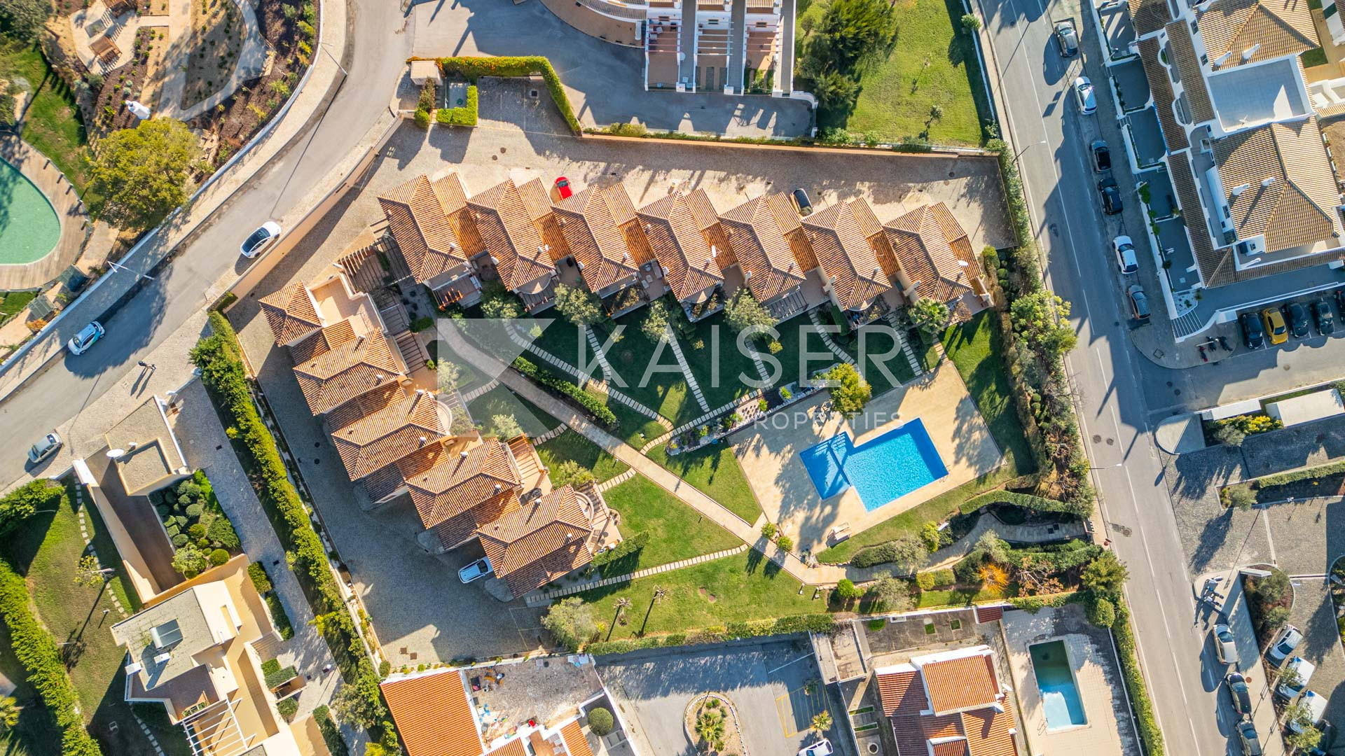 2 bedroom Townhouse house in Albufeira, Portugal – KP1320