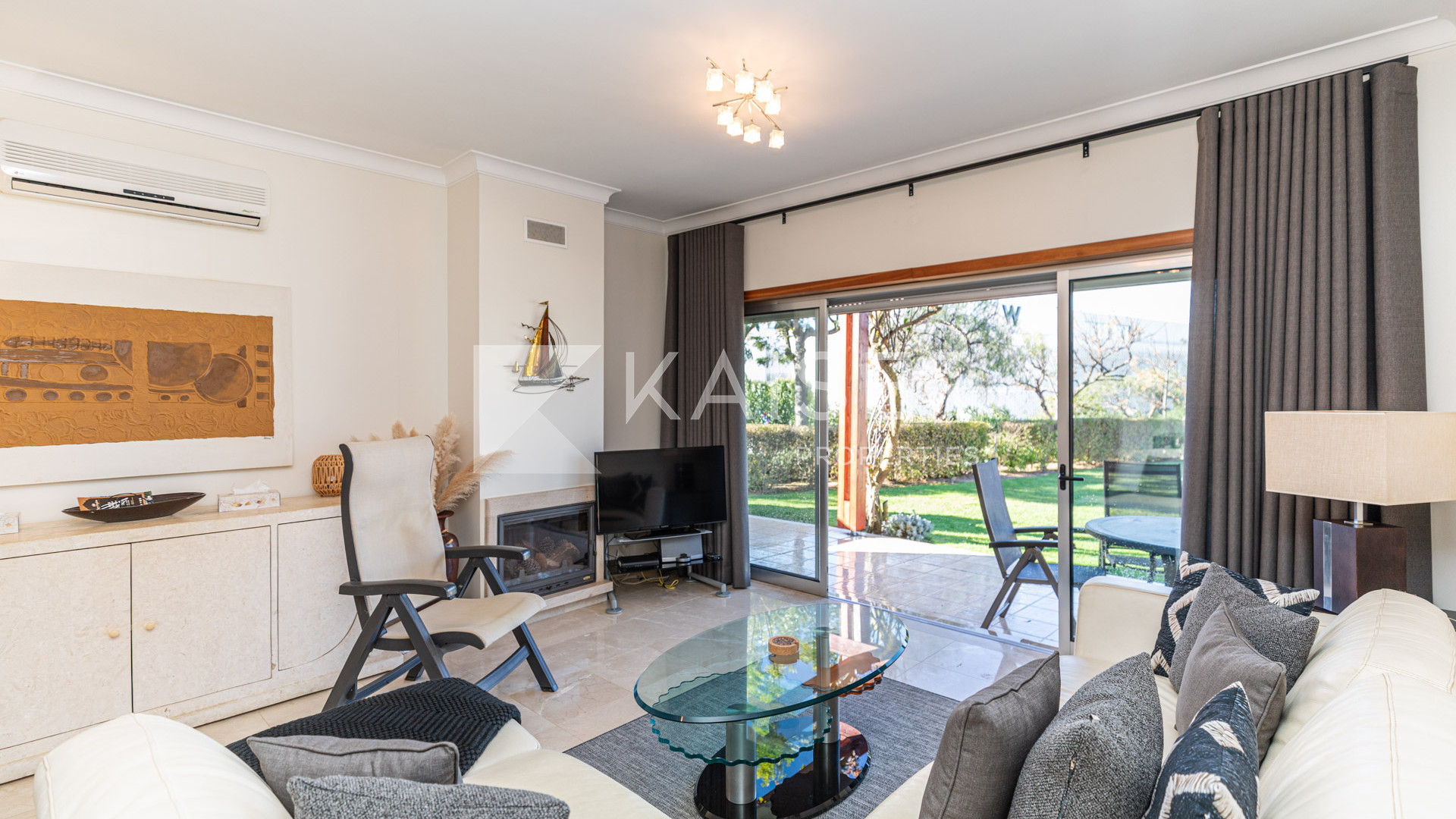 2 bedroom Townhouse house in Albufeira, Portugal – KP1320