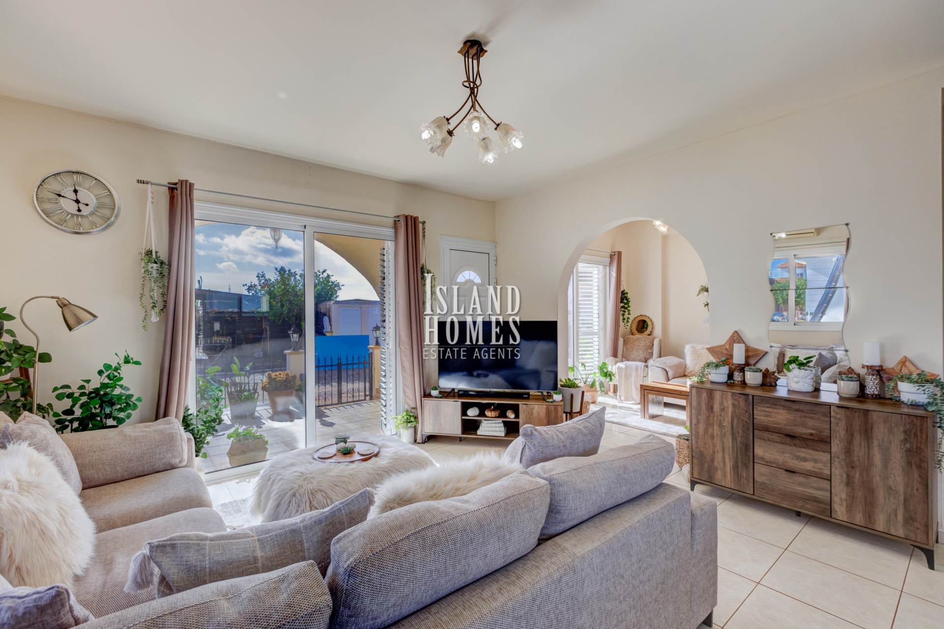 2 bedroom Bungalow in Liopetri, Famagusta, Cyprus – PdL106