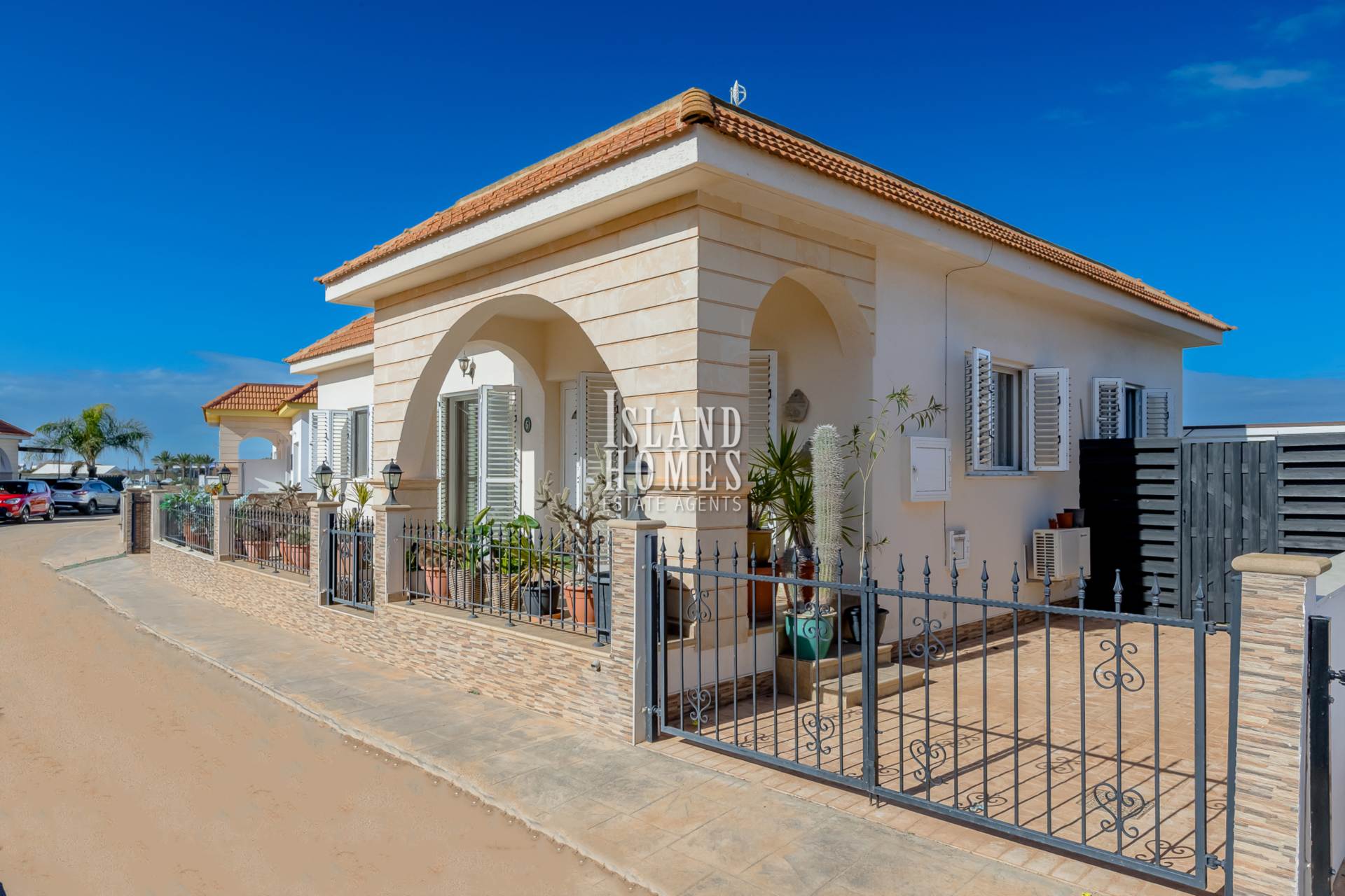 2 bedroom Bungalow in Liopetri, Famagusta, Cyprus – PdL106